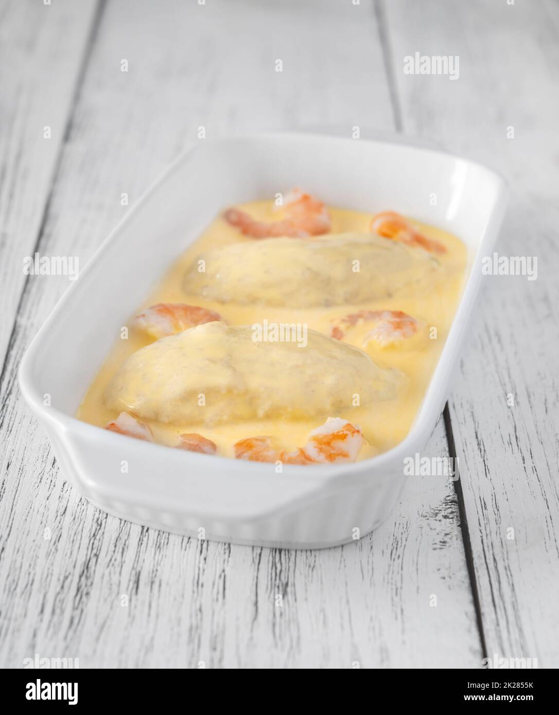 Quenelle con salsa olandese Foto Stock