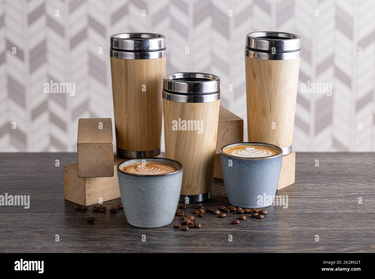 Cappuccino con latte art Foto Stock