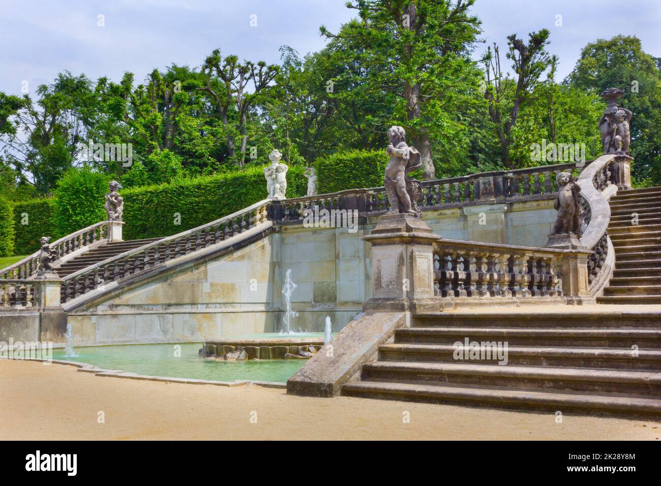 Un giardino storico Grosssedlitz con sculture in Germania Foto Stock