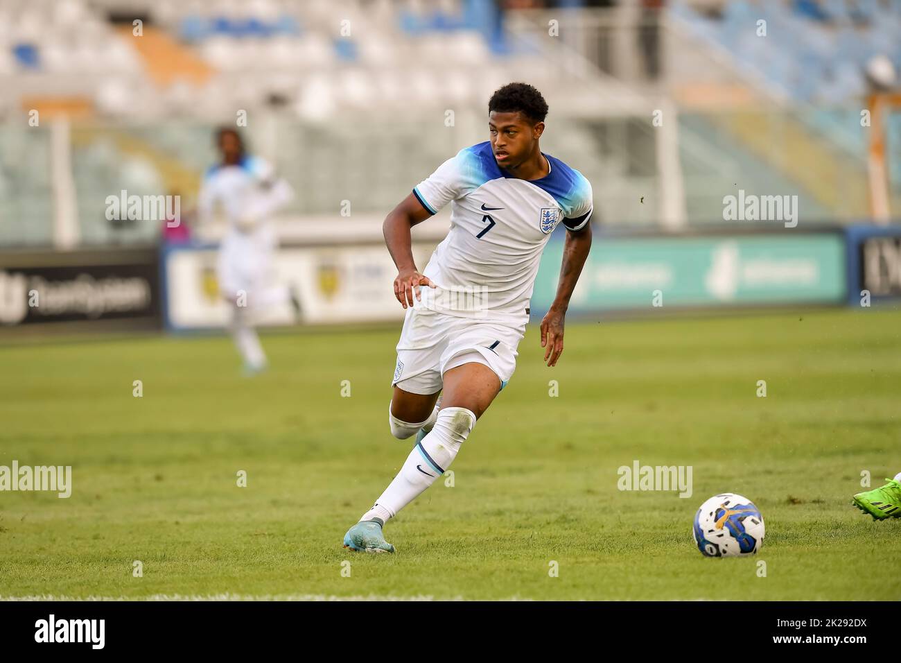 Rhian Brewster (Inghilterra U21) durante la UEFA 'Under 21 Georgia-Romania 2023 Qualifiche tra partita Italia U21 0-2 Inghilterra U21 allo Stadio Adriatico il 22 settembre 2022 a Pescara, Italia. Credit: Maurizio Borsari/AFLO/Alamy Live News Foto Stock