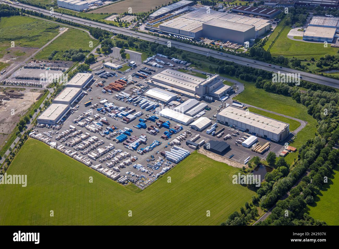 Vista aerea, zona industriale di Zollstraße e Siegenbeckstraße sulla superstrada A2, Uentrop, Hamm, regione della Ruhr, Renania settentrionale-Vestfalia, Germania, DE, EUR Foto Stock