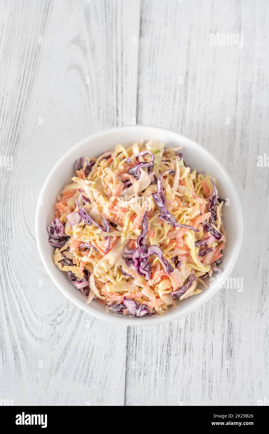 Ciotola di insalata Coleslaw Foto Stock