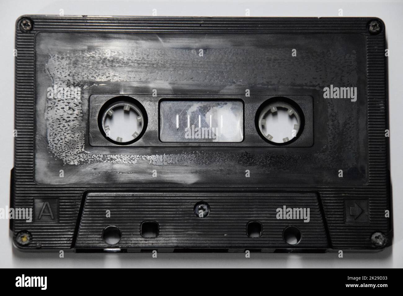Cassetta audio. Registratore a cassette compatto, medio, con musica retrò. Foto Stock