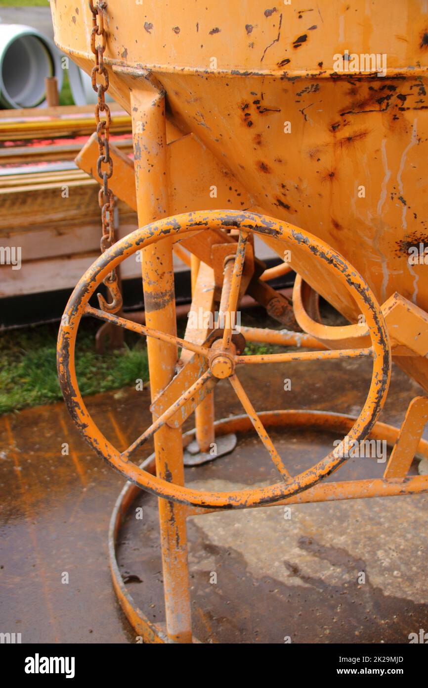 Silo di calcestruzzo su un cantiere Foto Stock