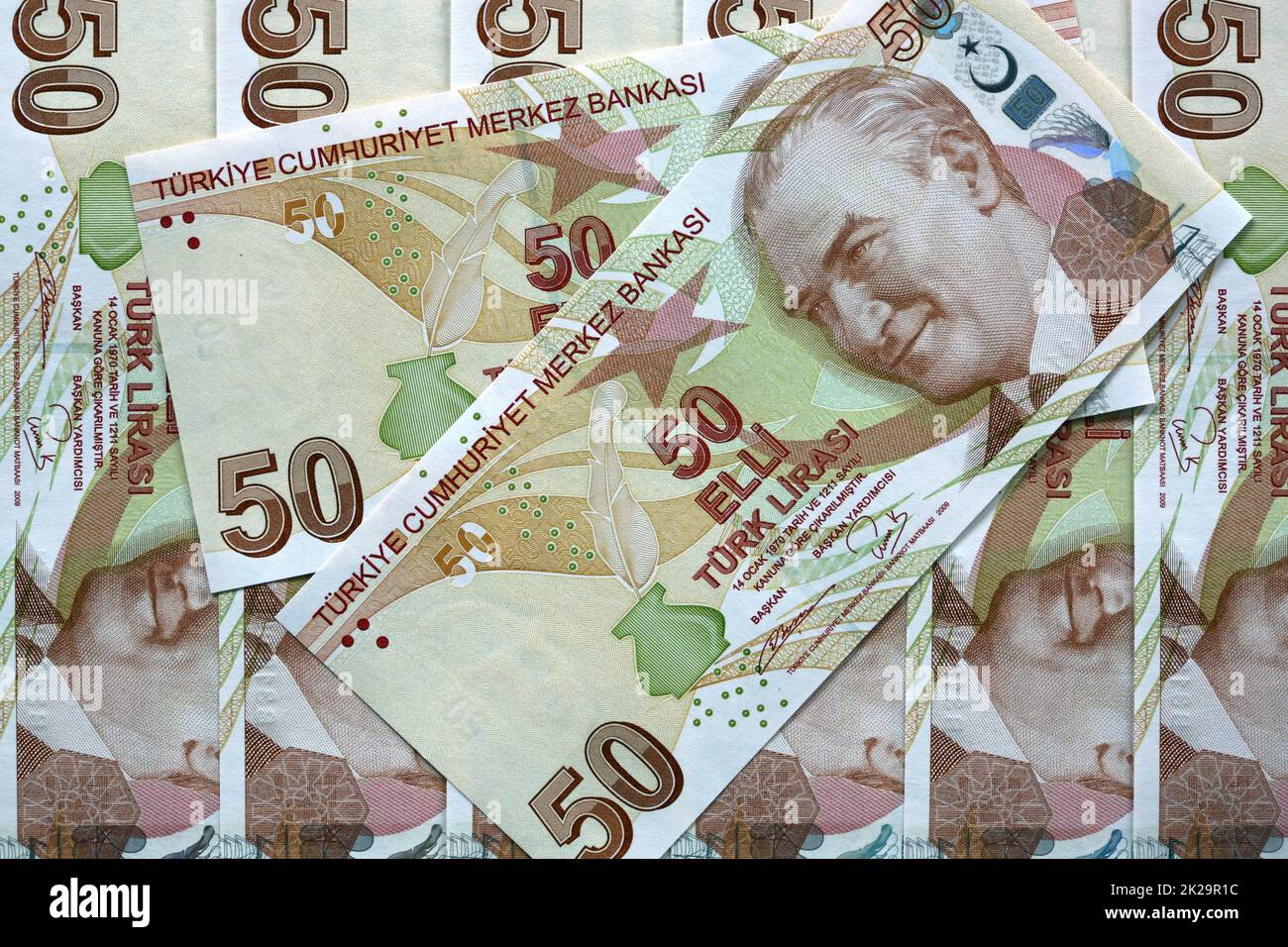Pila di banconote di lira turche diverse Foto Stock