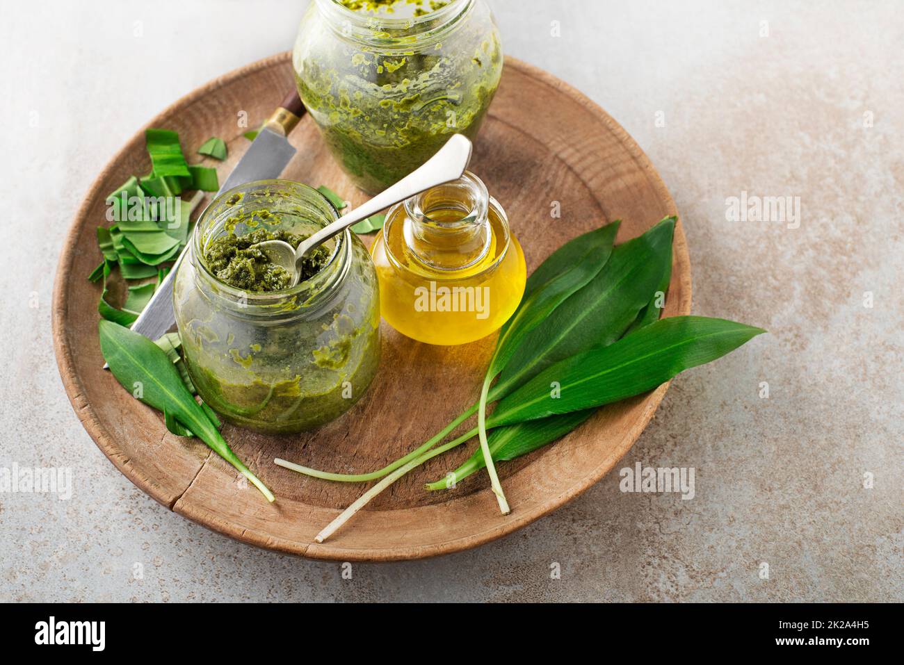 Aglio selvatico pesto Foto Stock