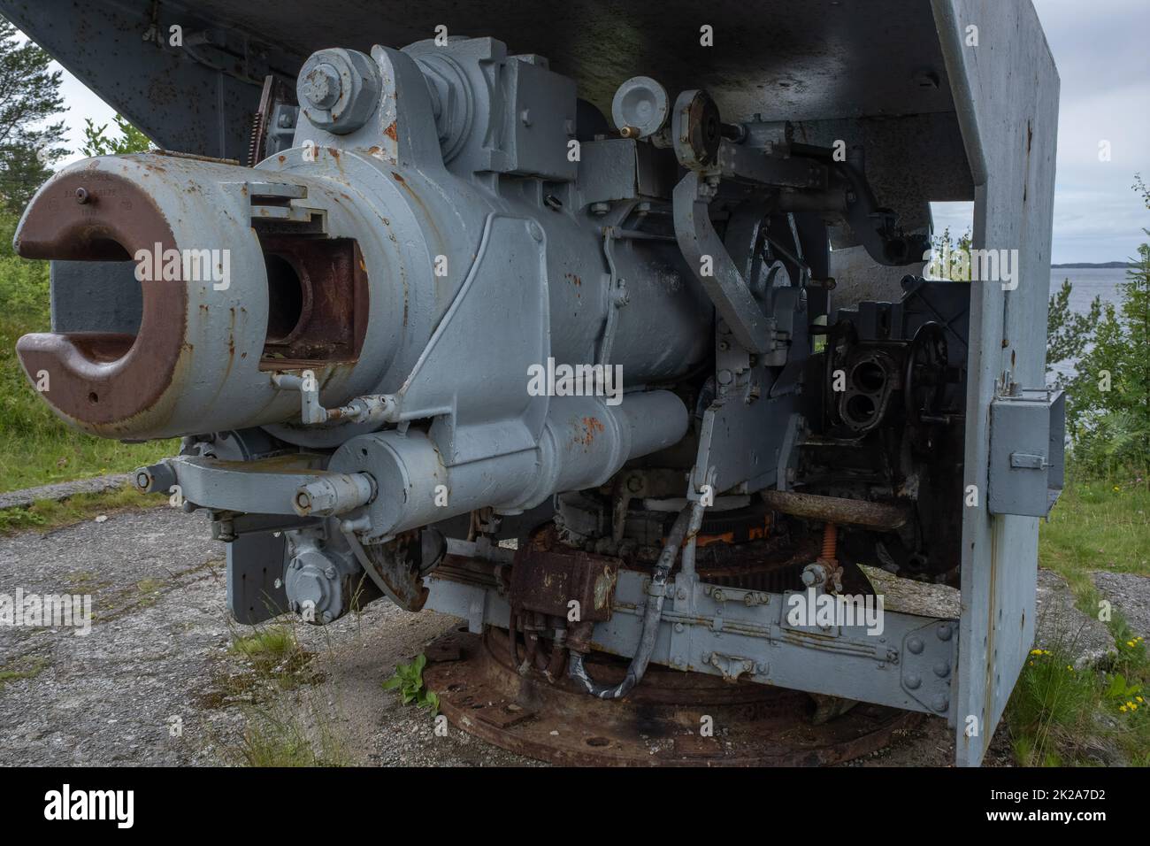 Nedre Frei, Norvegia - 03 luglio 2022: Il Forte di Kvalvik è stato costruito dai tedeschi ed è uno dei forti costieri meglio conservati della seconda guerra mondiale. Foto Stock