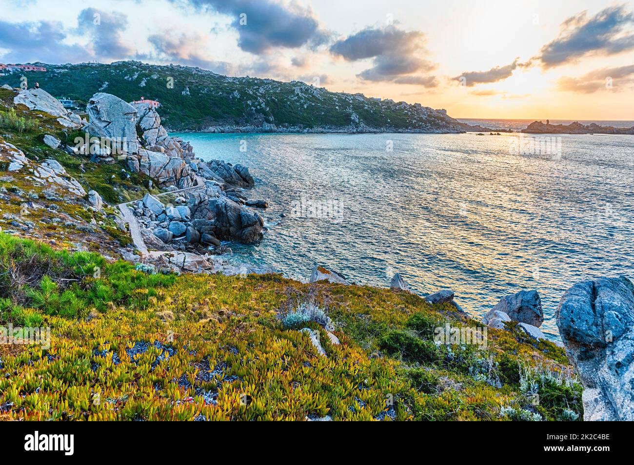 Tramonto panoramico sul mare, Santa Teresa di Gallura, Sardegna, Italia Foto Stock