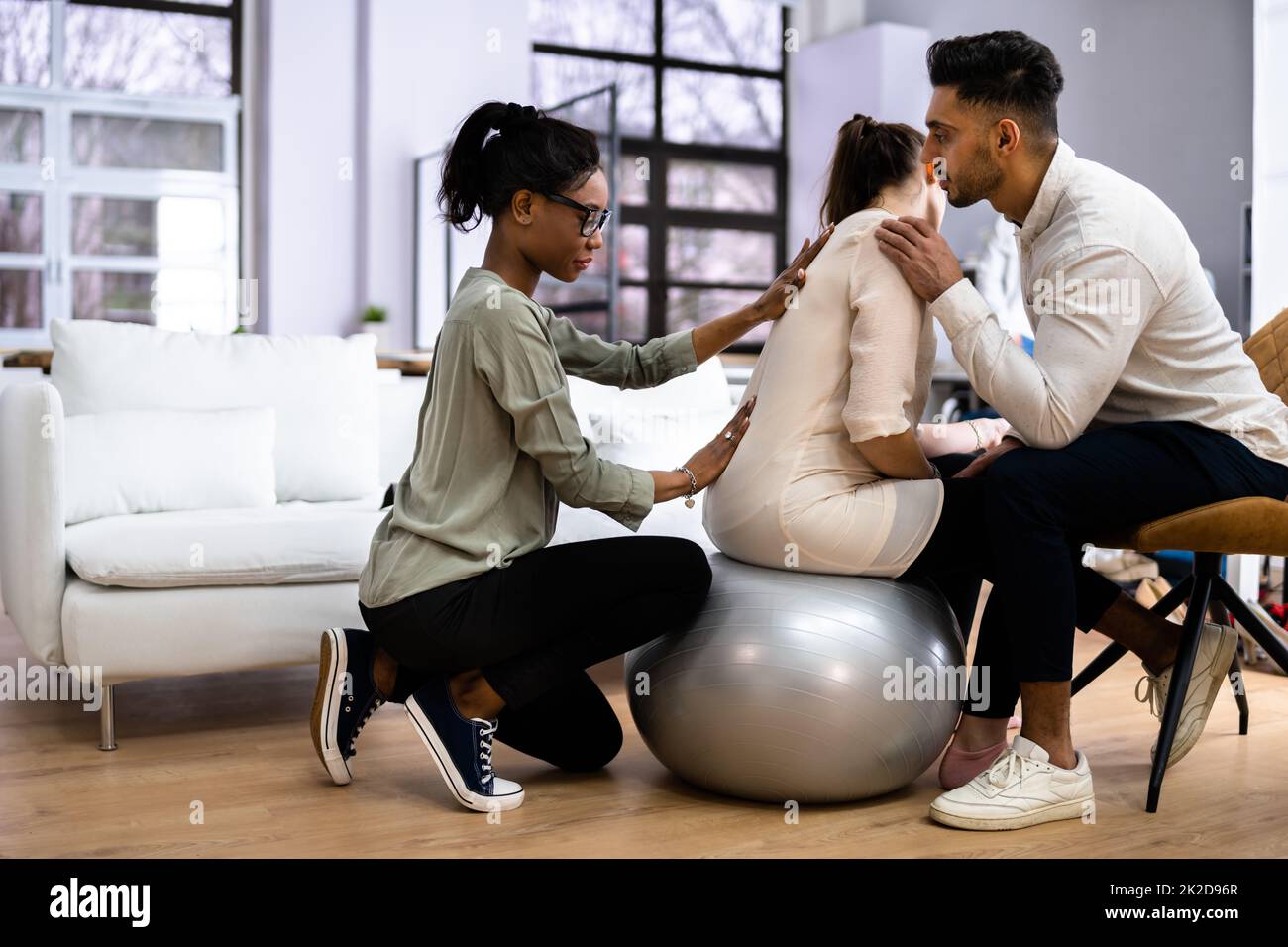 Cura e trattamento del terapeuta Doula Foto Stock