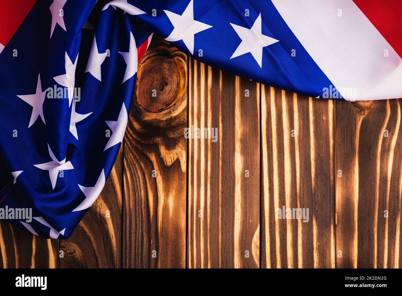 Happy Memorial Day, bandiera americana USA su legno Foto Stock