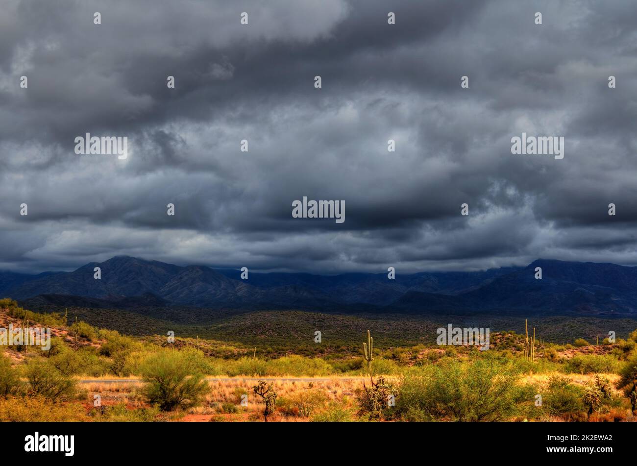 Tempesta nelle montagne Foto Stock