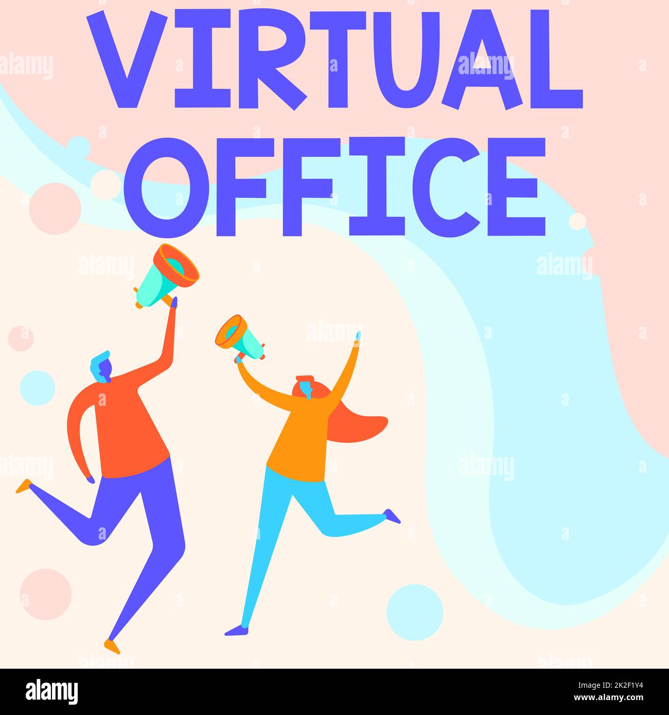 Firma di scrittura a mano Ufficio virtuale. Concetto aziendale Ufficio virtuale Illustrazione dei partner che saltano intorno alla condivisione di pensieri attraverso Megaphone. Foto Stock