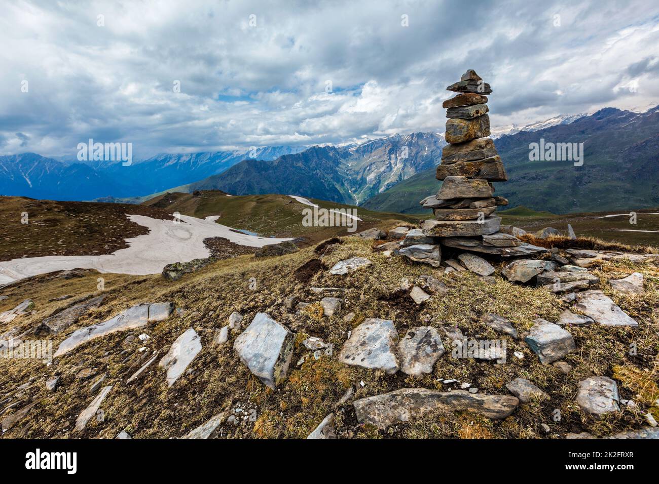 Il tumulo di pietra in Himalaya Foto Stock