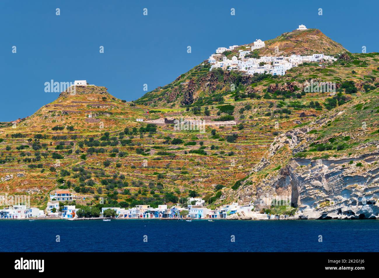 Klima e Plaka villaggi sull'isola di Milos, Grecia Foto Stock