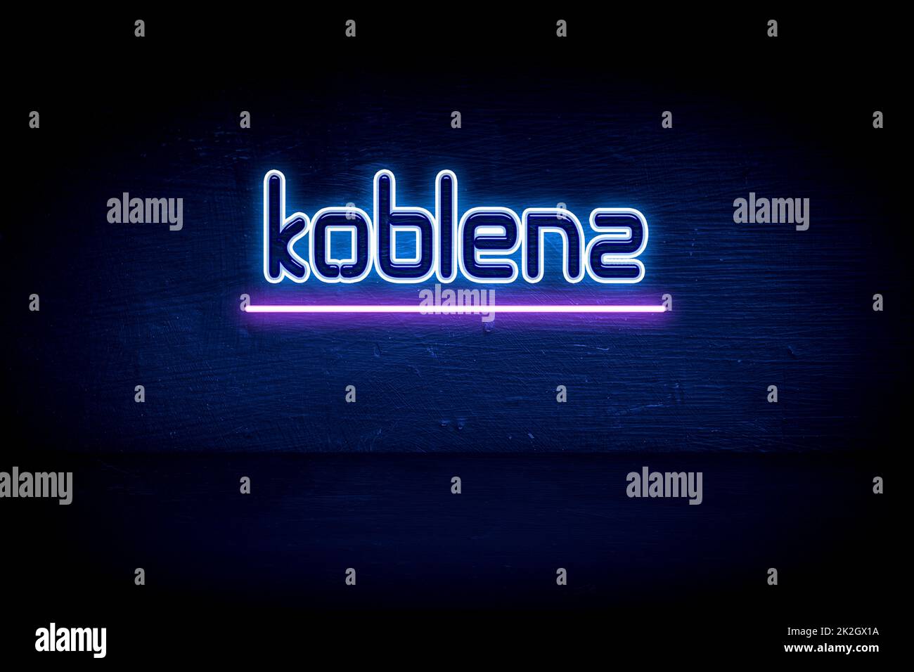 Koblenz - cartello con scritto neon blu Foto Stock