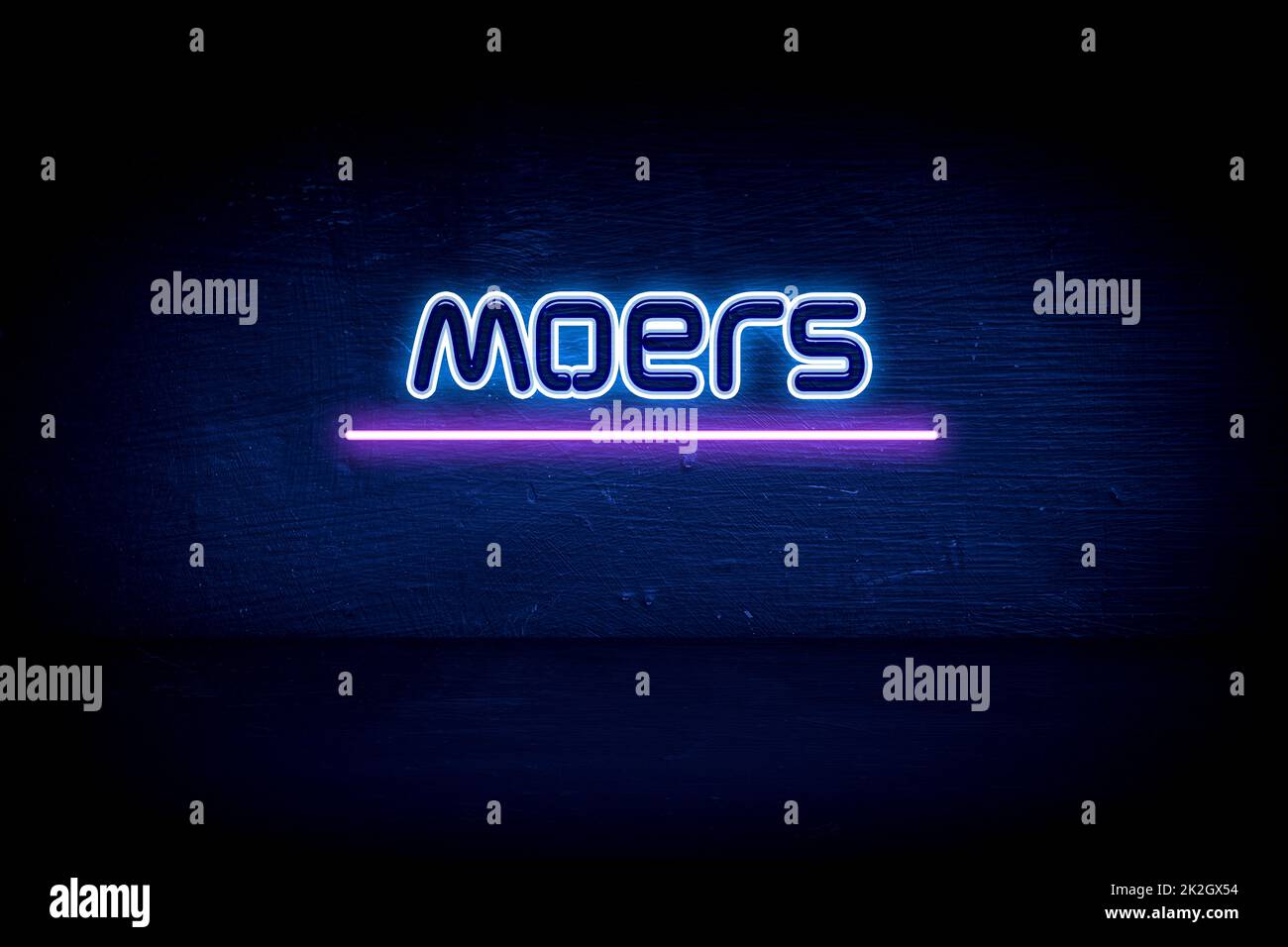 Moers - cartello di segnalazione al neon blu Foto Stock