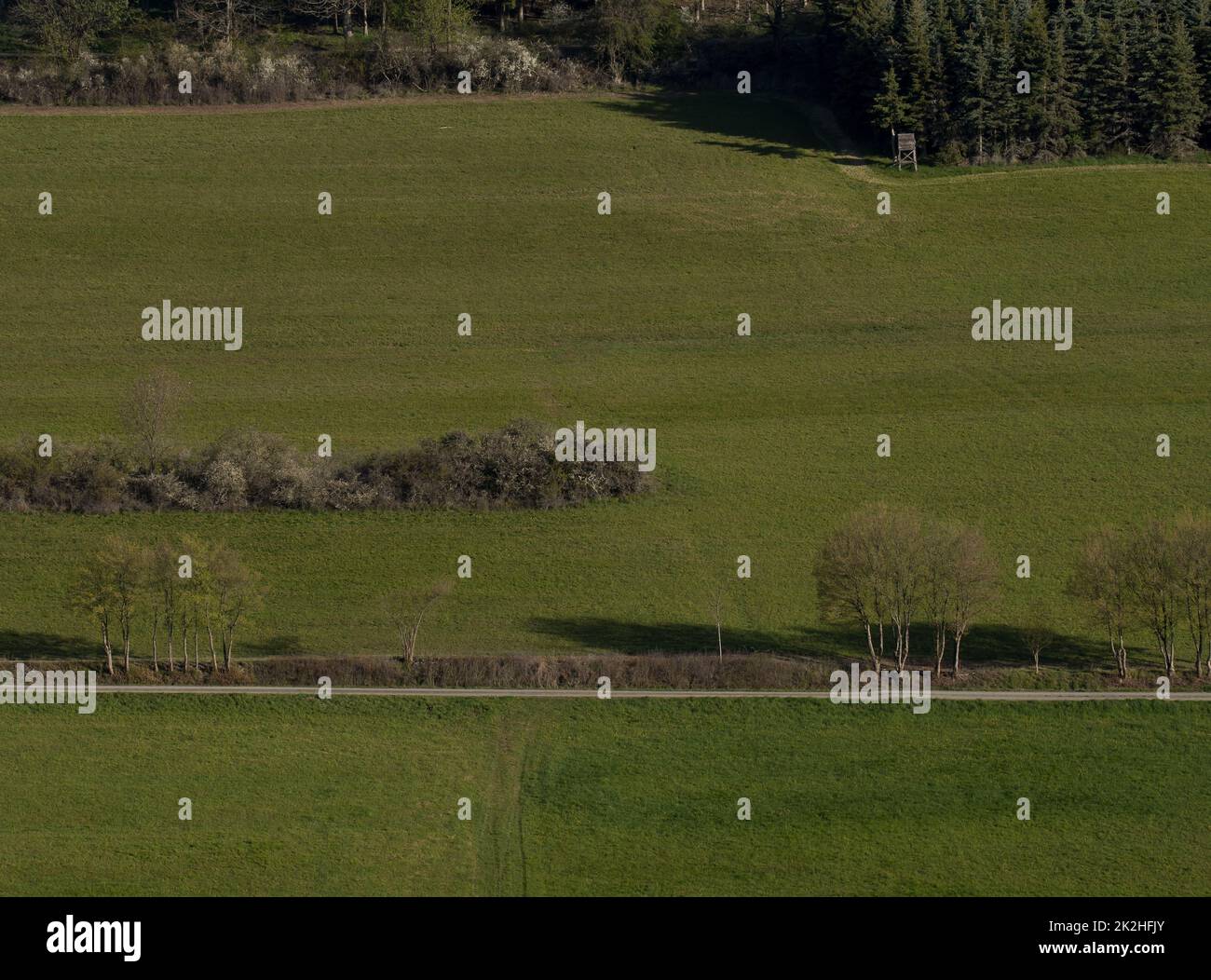 Paesaggio primaverile vicino alla città tedesca chiamata Hallenberg Foto Stock