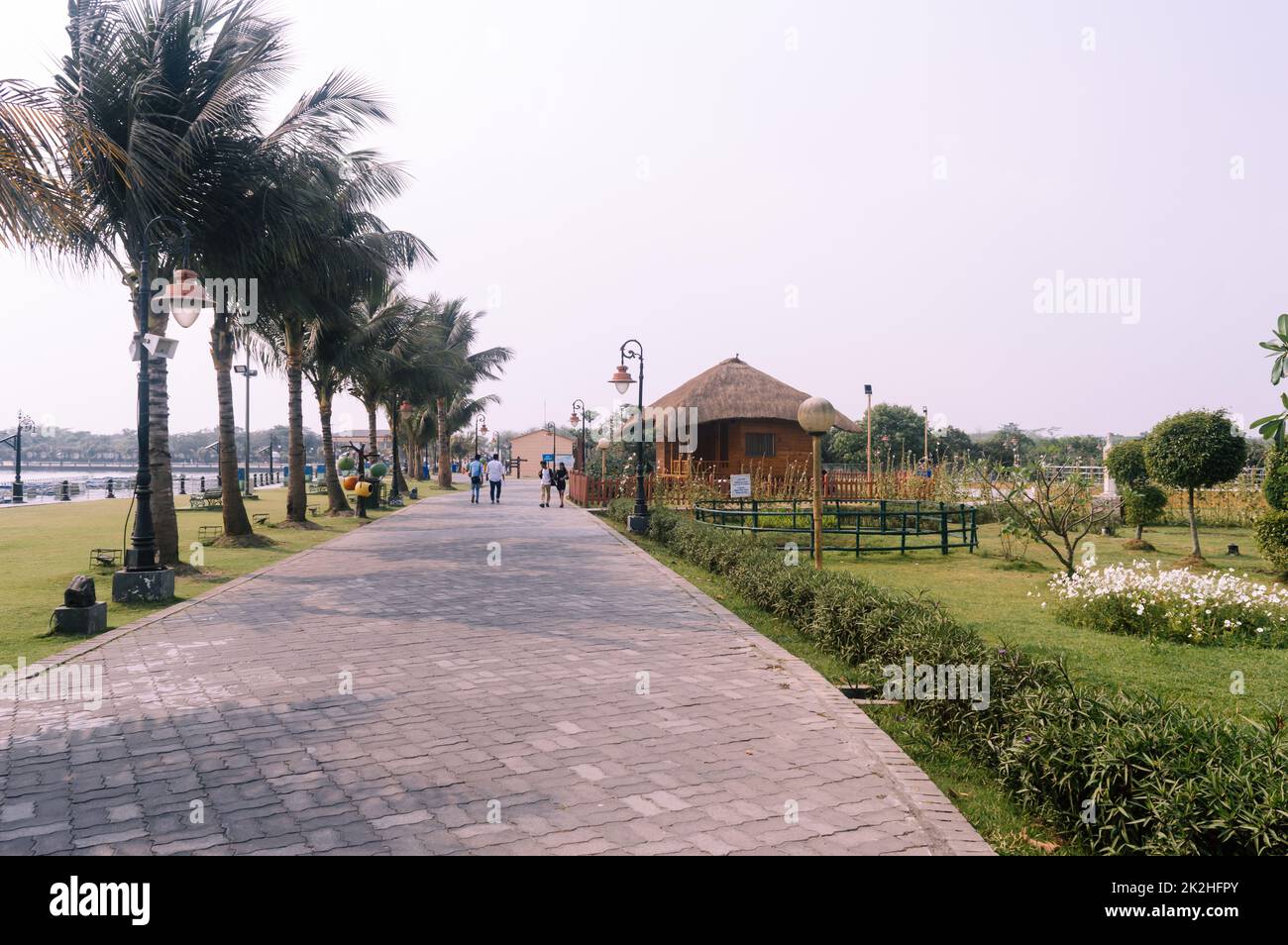 Vista del paesaggio di Eco Tourism Park, una grande area ricreativa a New Town, Kolkata, West Bengala India Sud Asia Pacifico 8 marzo 2022 Foto Stock