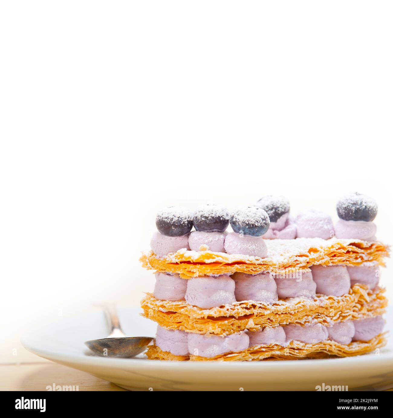 Napoleone torta ai mirtilli dessert Foto Stock