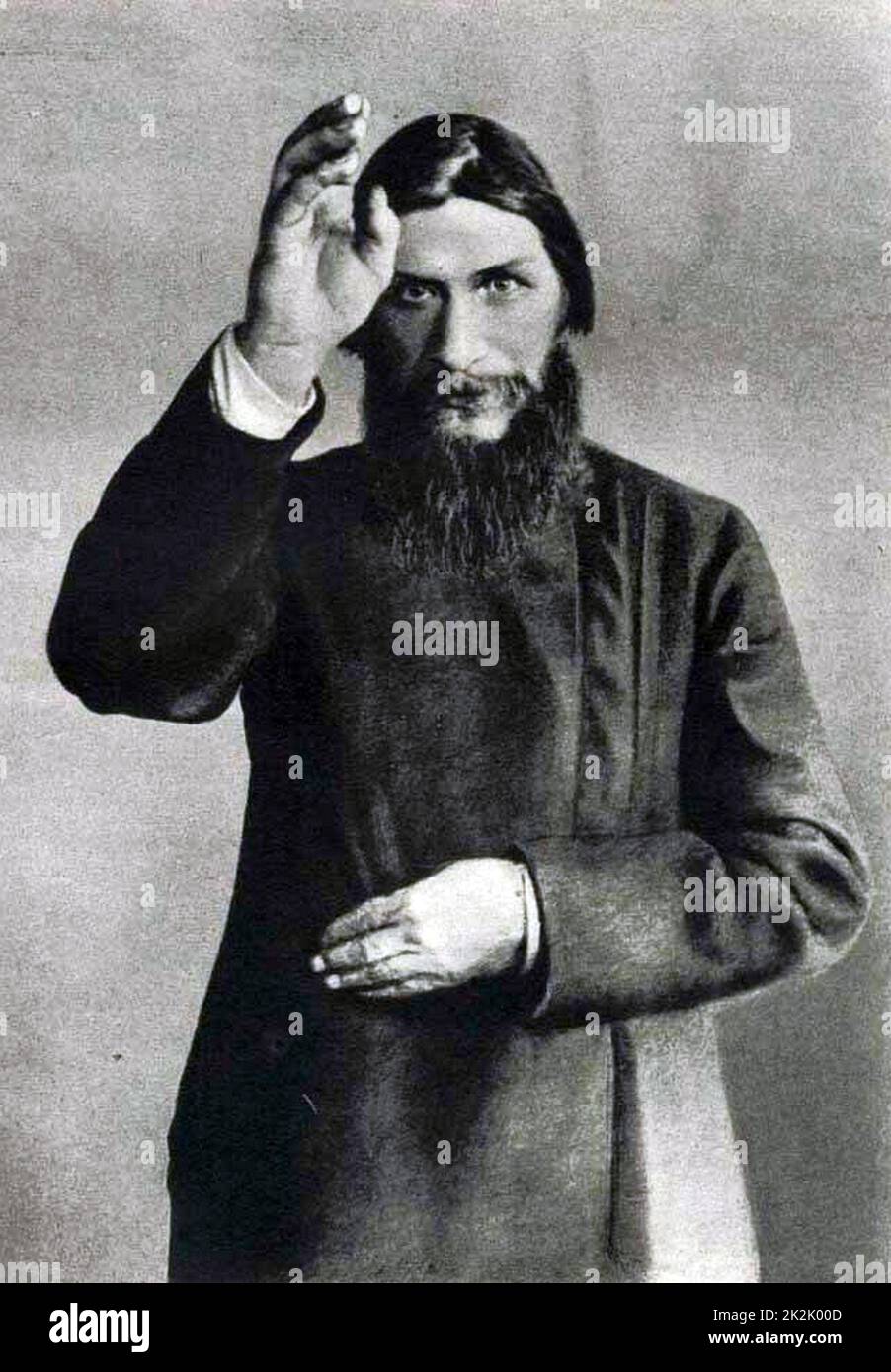 Gregorio Yefimovich Rasputin (1869-1916), mistico russo che è percepito come aver influenzato gli ultimi giorni dell'imperatore russo Nicola II, sua moglie Alexandra, e il loro unico figlio Alexei. Foto Stock