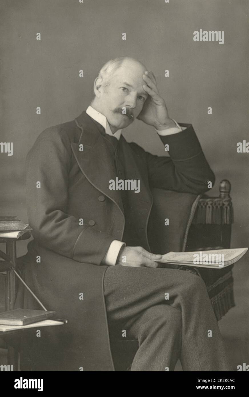 Il maggiore generale John Frederick Maurice (1841-1912) c1890. Soldato inglese che ha visto servizio ad Ashanti, Sud Africa, Egitto e Sudan. Professore di arte e storia militare, presso il Military staff College 1885-1892." Foto Stock