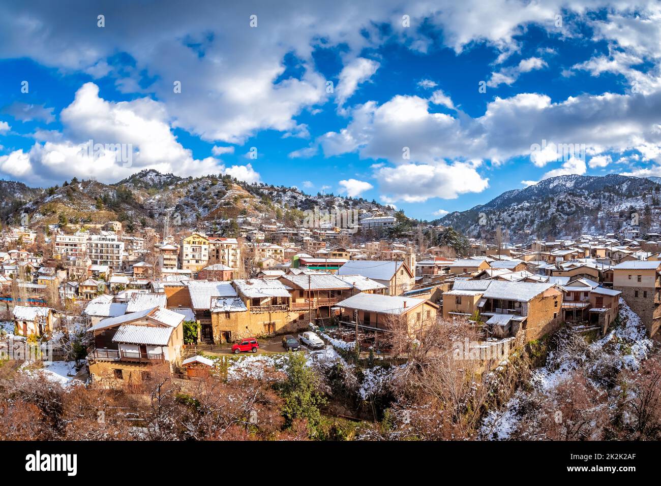 Paesaggio rurale invernale. Villaggio di Kakopetria. Distretto di Nicosia. Cipro Foto Stock