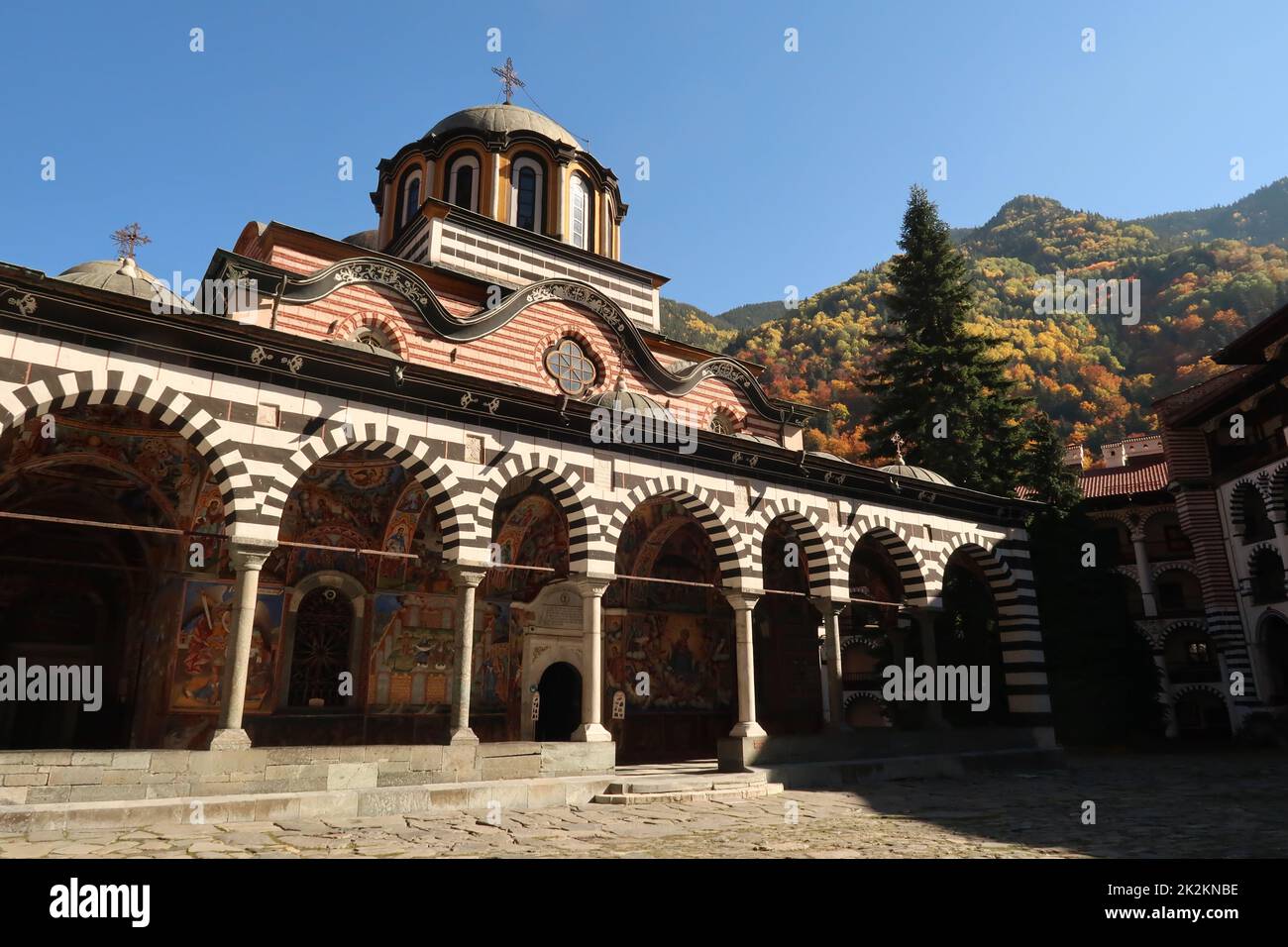 La Chiesa principale 'Natività della Vergine Madre' al Monastero di Rila Foto Stock