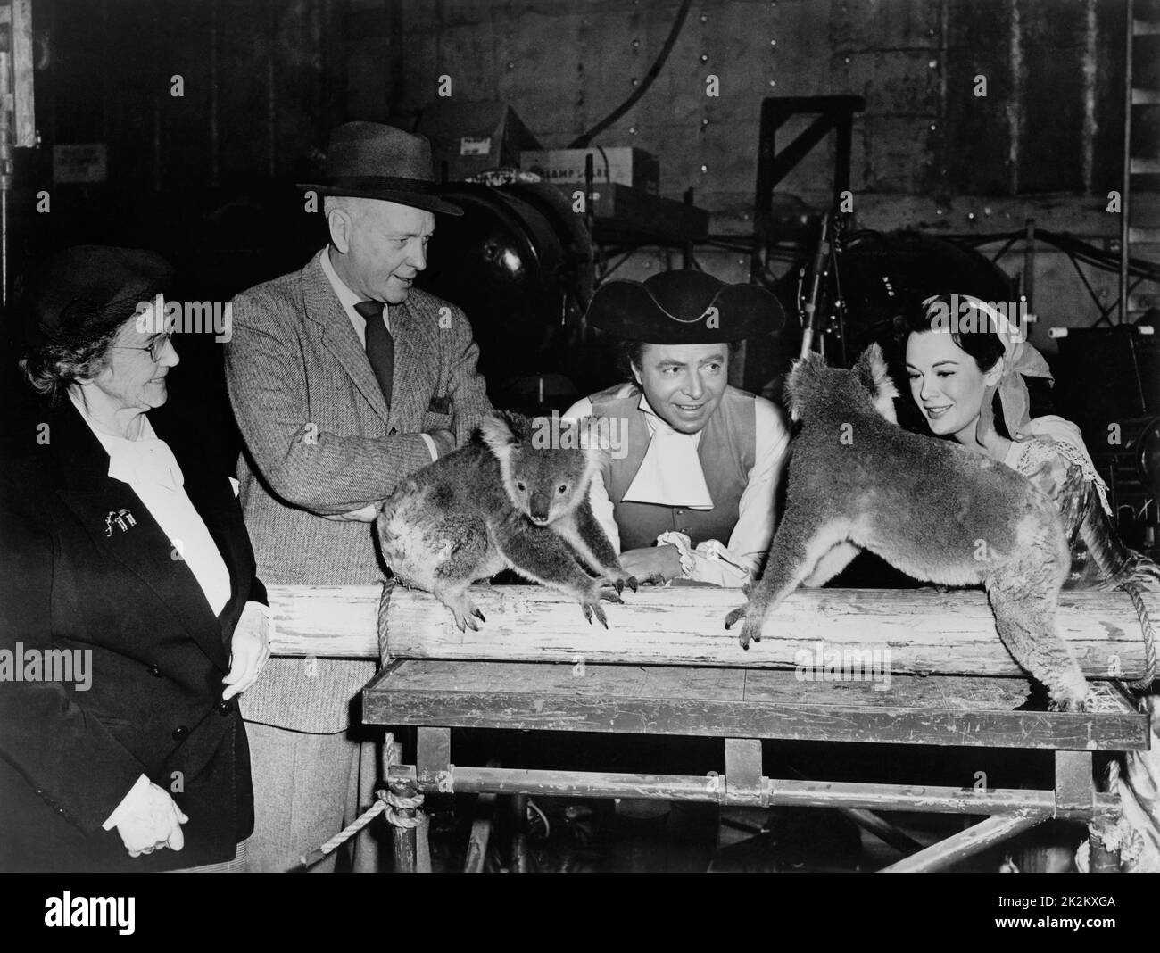 Botany Bay Year : 1952 USA Director : John Farrow John Farrow, James Mason, Patricia Medina Shooting picture Foto Stock