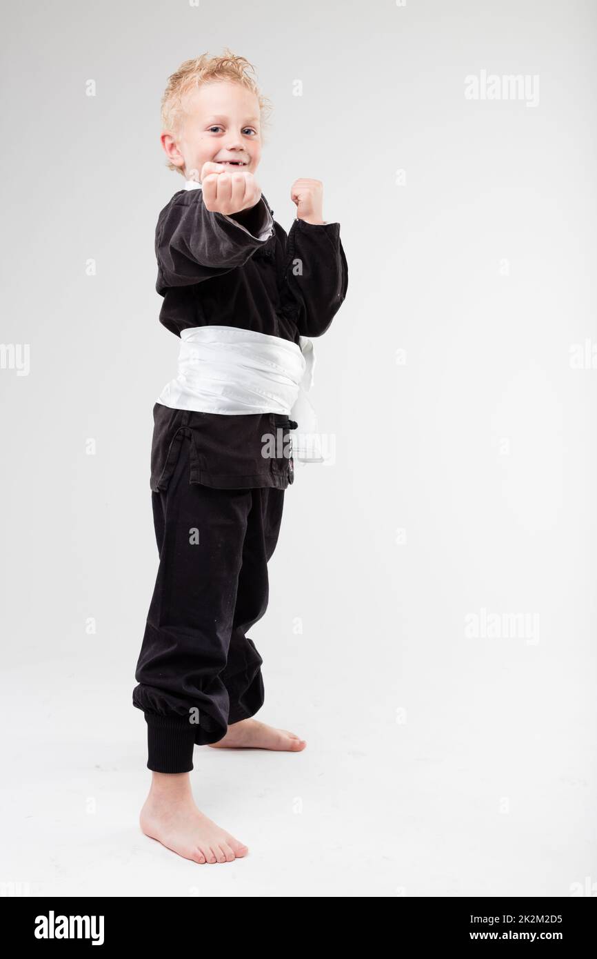 Kung fu cintura nera immagini e fotografie stock ad alta risoluzione - Alamy