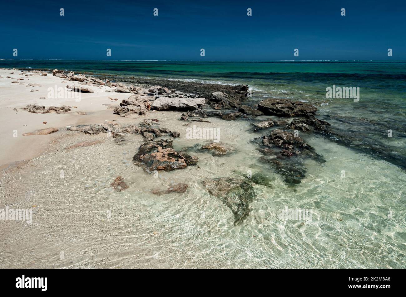 Splendida spiaggia bianca a Ningaloo Reef. Foto Stock