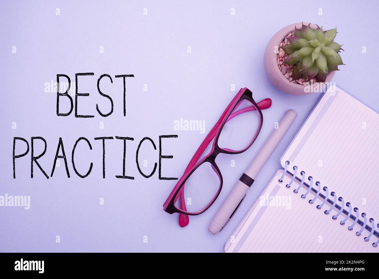 Ispirazione che mostra il segno Best practice. Business Concept Method Systematic Touchstone Guidelines Framework Ethic Flashy School Office Supplies, Teaching Learning Collections, Writing Tools Foto Stock