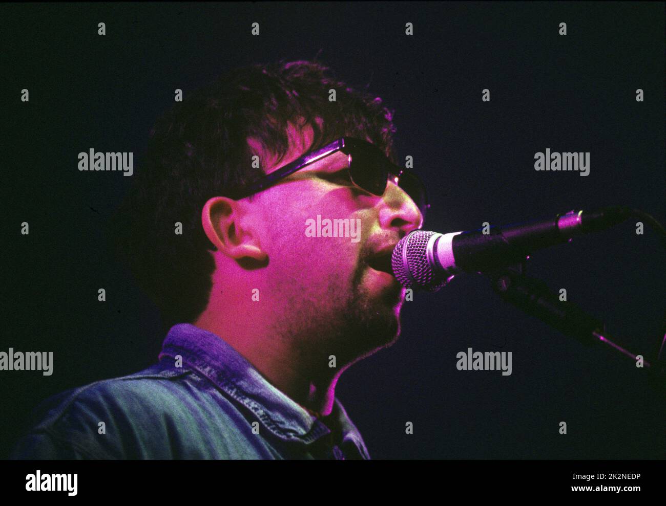 THE LIGHTNING SEEDS ; at Shepherd's Bush Empire, London, UK ; 6 Dicembre 1996 ; Credit : Mel Longhurst / Performing Arts Images ; www.performingartsimages.com Foto Stock