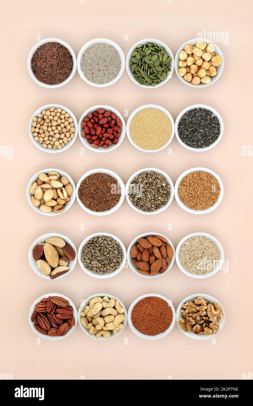 Lipidi sani acidi grassi essenziali insaturi. Ingredienti alimentari contenenti grassi buoni per un cuore sano e bassi livelli di colesterolo. Foto Stock