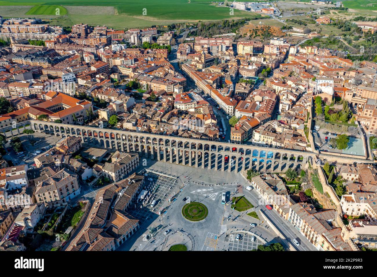 Vista panoramica di Segovia, con l'acquedotto in primo piano Foto Stock