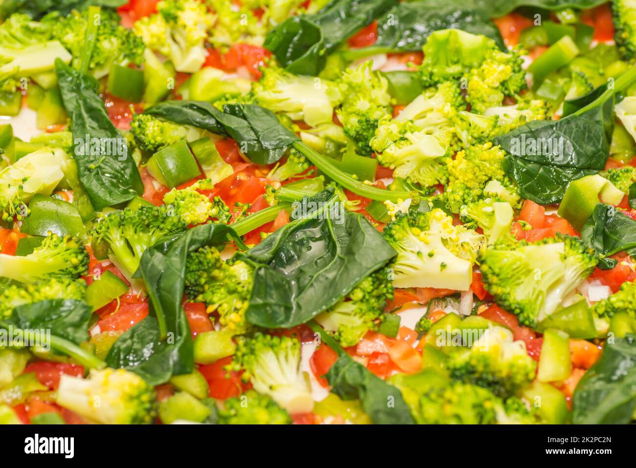 verdure colorate preparate in un piatto sano Foto Stock