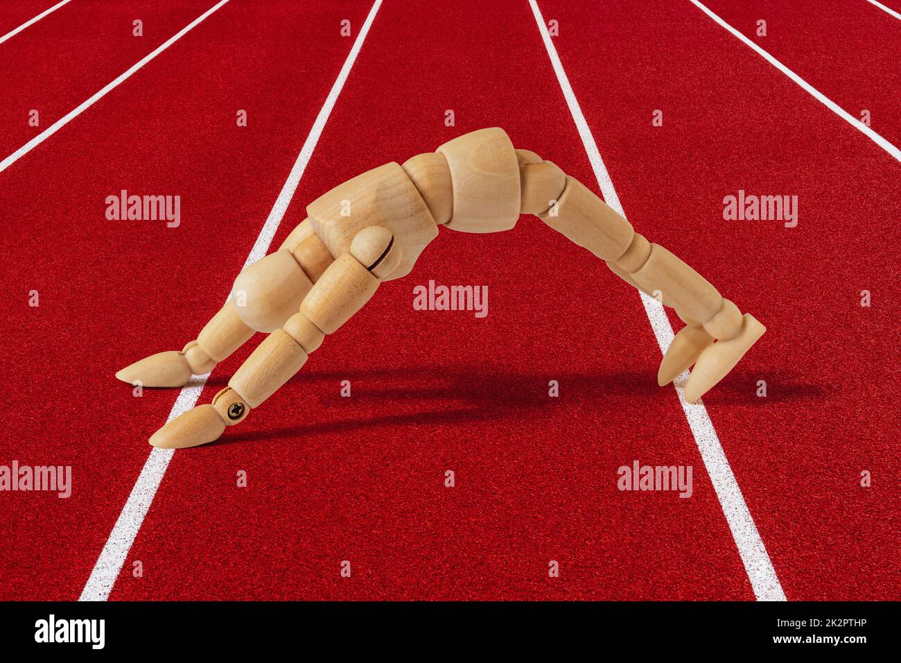 Allenamento fittizio esercizi di bodyweight allo stadio all'aperto Foto Stock