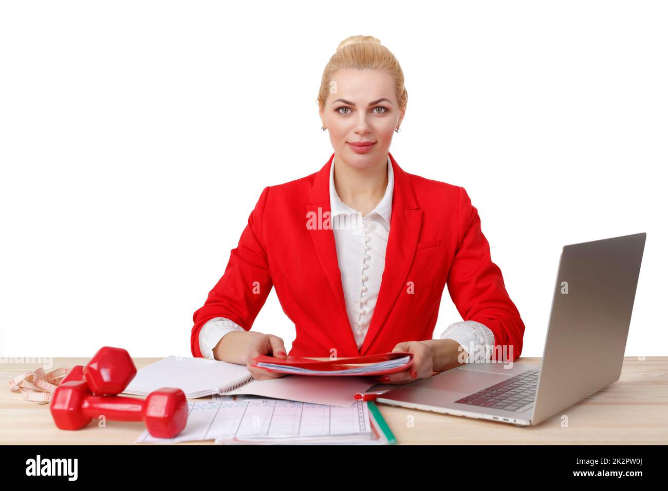 Fitness trainer rendendo il piano di formazione Foto Stock