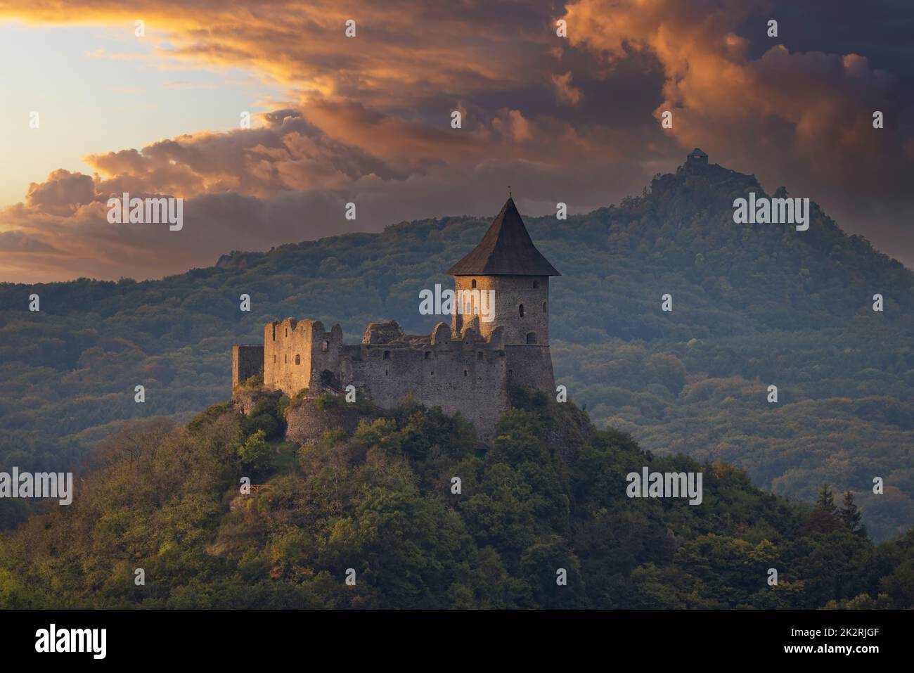 Castello di Somoska sul confine ungherese con la Slovacchia Foto Stock