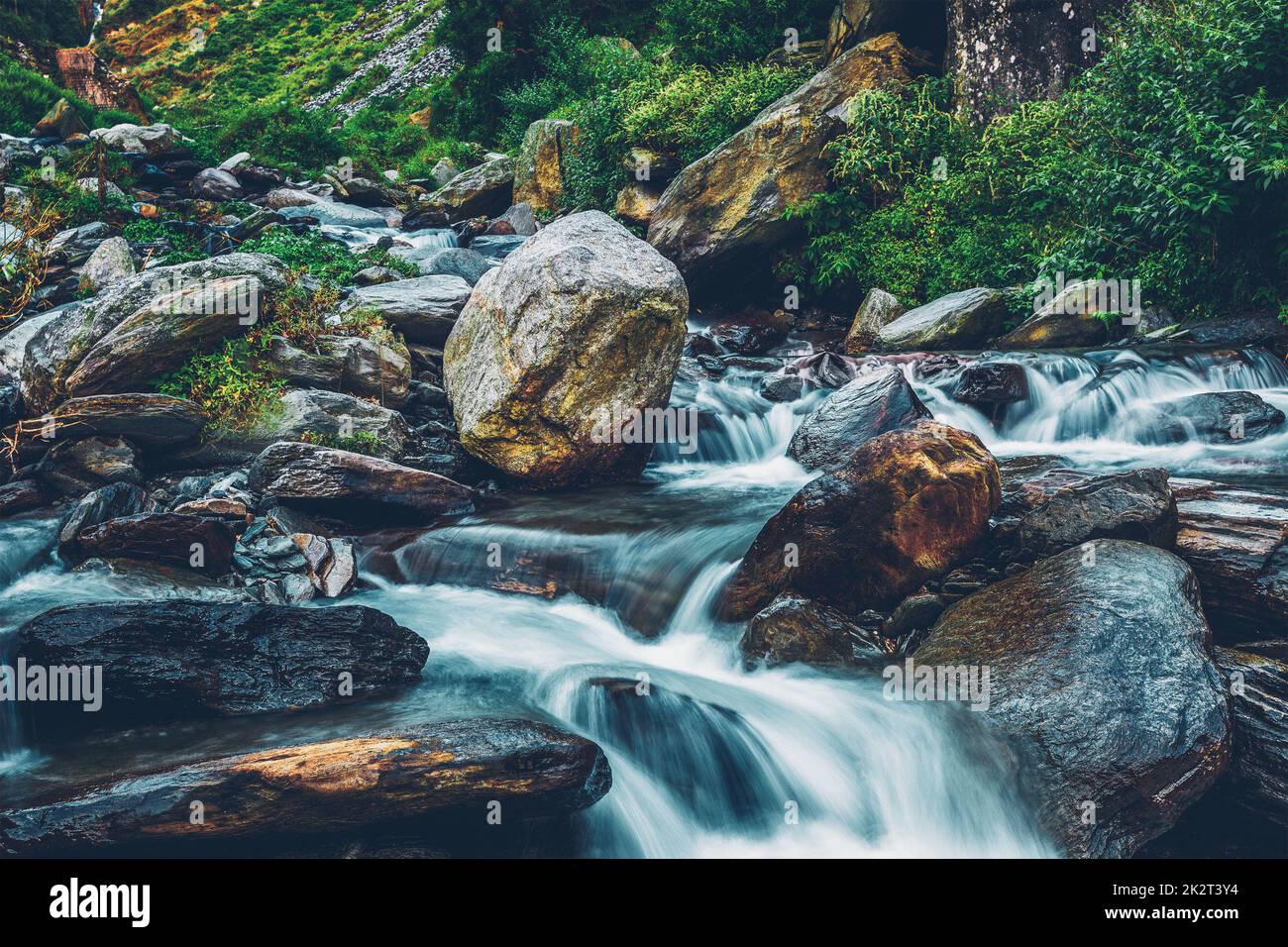 Cascate Bhagsu. Bhagsu, Himachal Pradesh, India Foto Stock