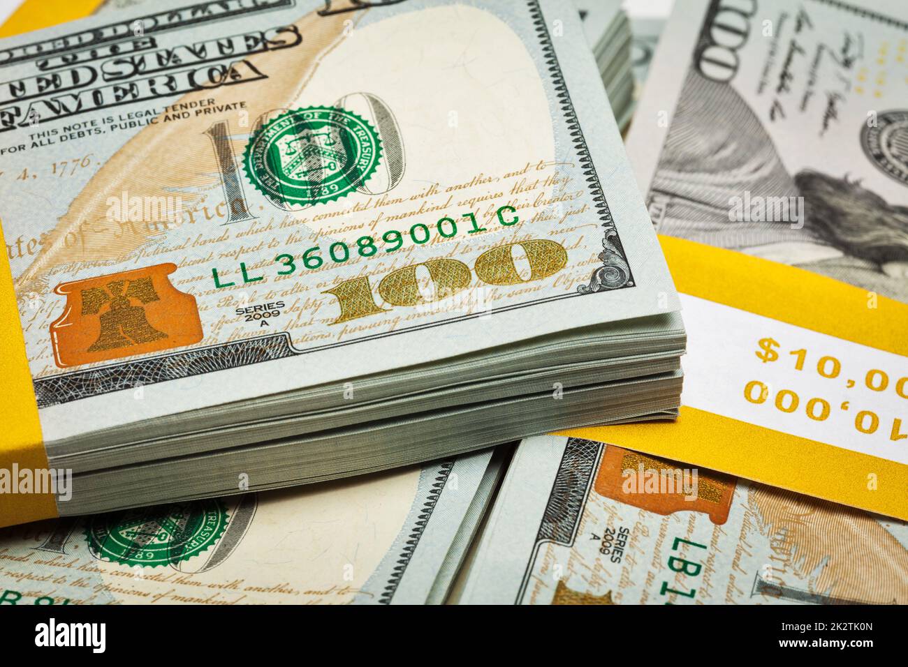 Sullo sfondo di un nuovo 100 dollari US 2013 banconote Foto Stock