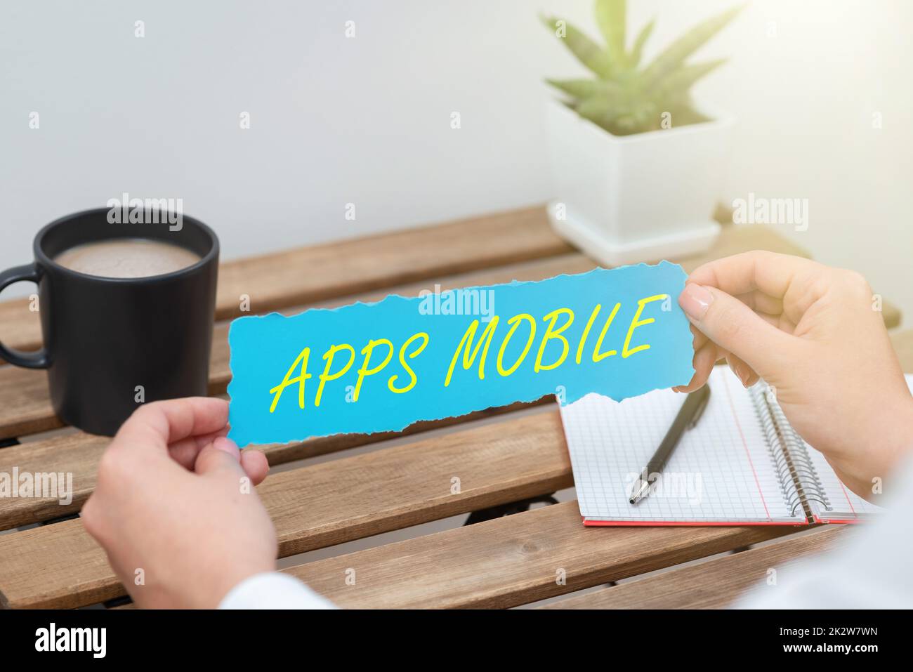 Firmare la visualizzazione di Apps Mobile. Word per programma per computer progettato per funzionare sul dispositivo portatile telefonico -48731 Foto Stock Firmare la visualizzazione di Apps Mobile. Word per programma per computer progettato per funzionare sul dispositivo portatile telefonico -48731 Foto Stock