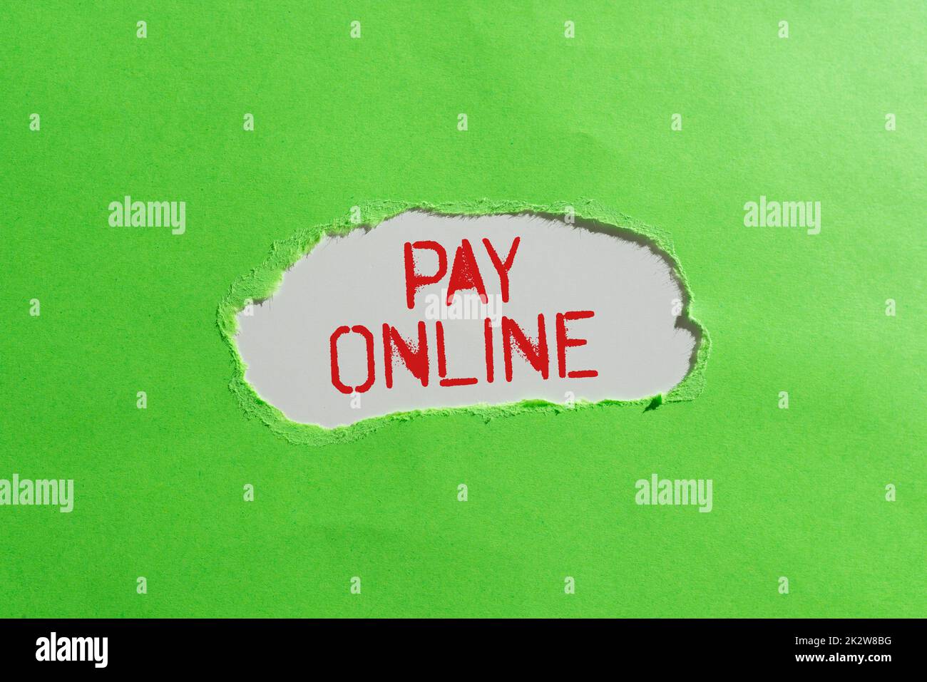 Scrittura a mano segno paga in linea. Internet Concept acquistare prodotti o servizi utilizzando la carta di credito su qualsiasi sito web -47615 Foto Stock