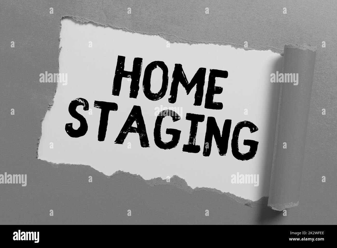 Didascalia di testo che presenta Home Staging. Parola scritta sull'atto di preparazione di una residenza privata per la vendita sul mercato Foto Stock