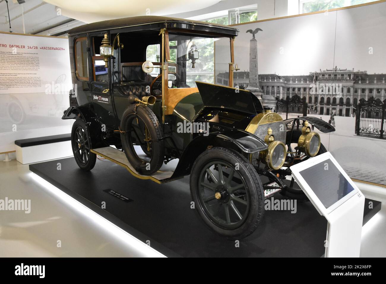 Austro-Daimler 14/28 PS 'Emperors Car' con Lohner-Body '1911 - Museo Fahr(t)raum Mattsee/Austria 2020 Foto Stock