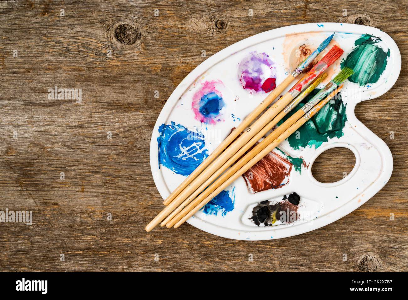 Strumenti di disegno in studio d'arte Foto Stock