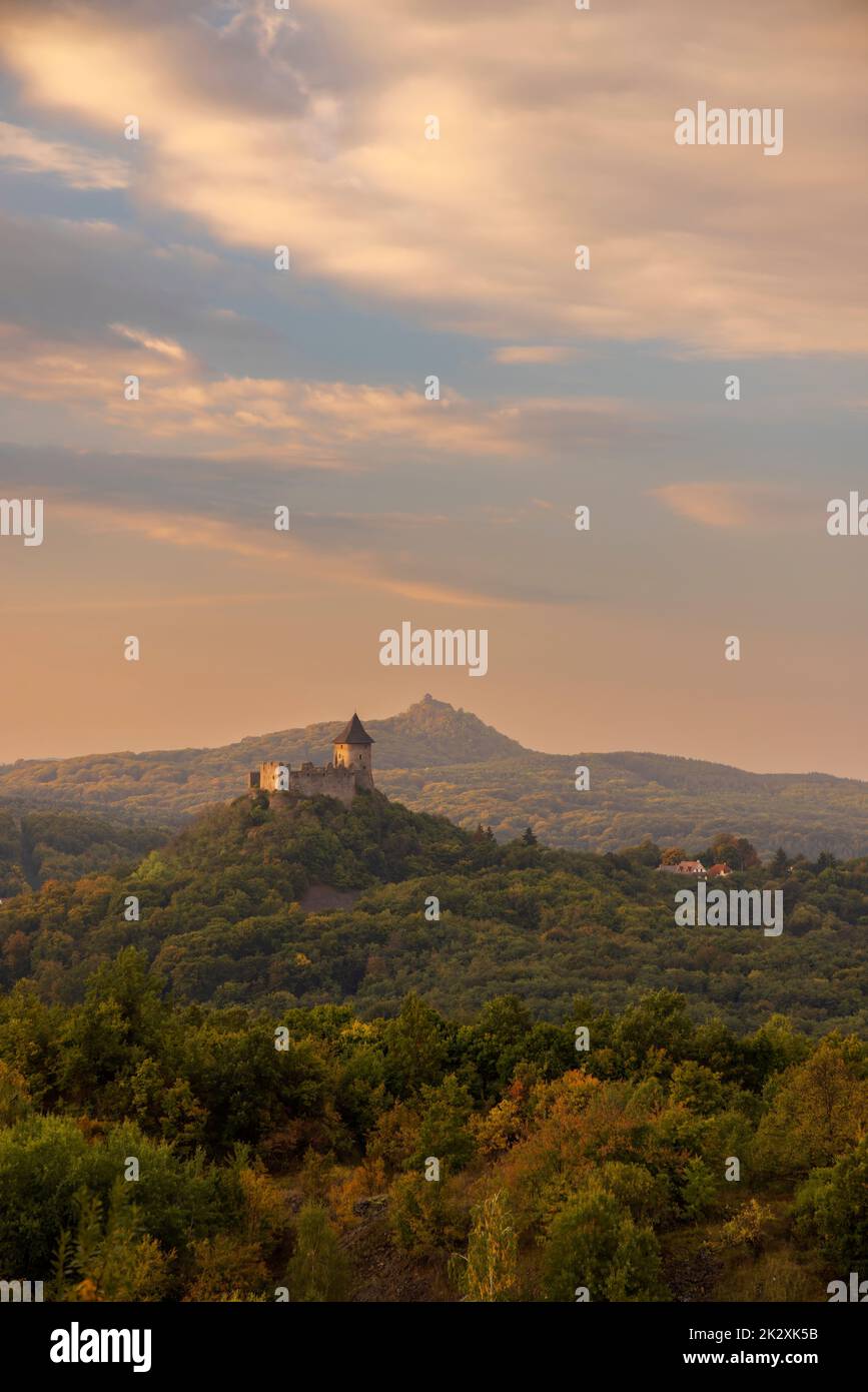 Castello di Somoska sul confine ungherese con la Slovacchia Foto Stock