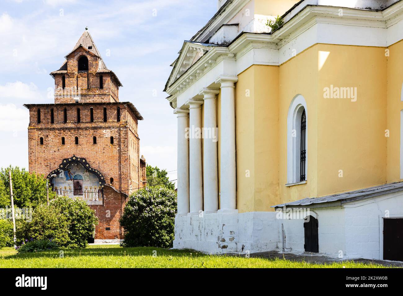 Vista della Torre Pyatnitskaya dalla Chiesa di Kolomna Foto Stock