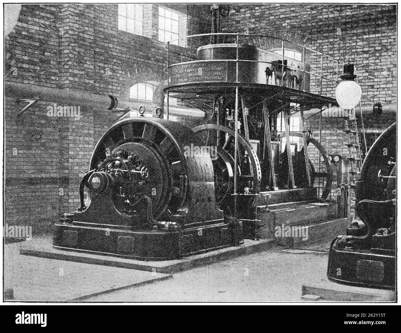Alternatore elettrico industriale di Ganz & Co. Illustrazione del 19 ° secolo. Germania. Sfondo bianco. Foto Stock
