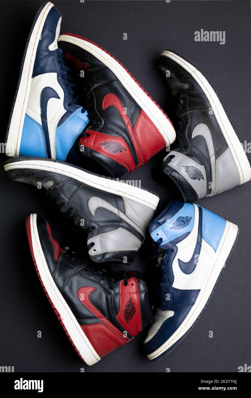 Air jordan 1 rosse e blu deals