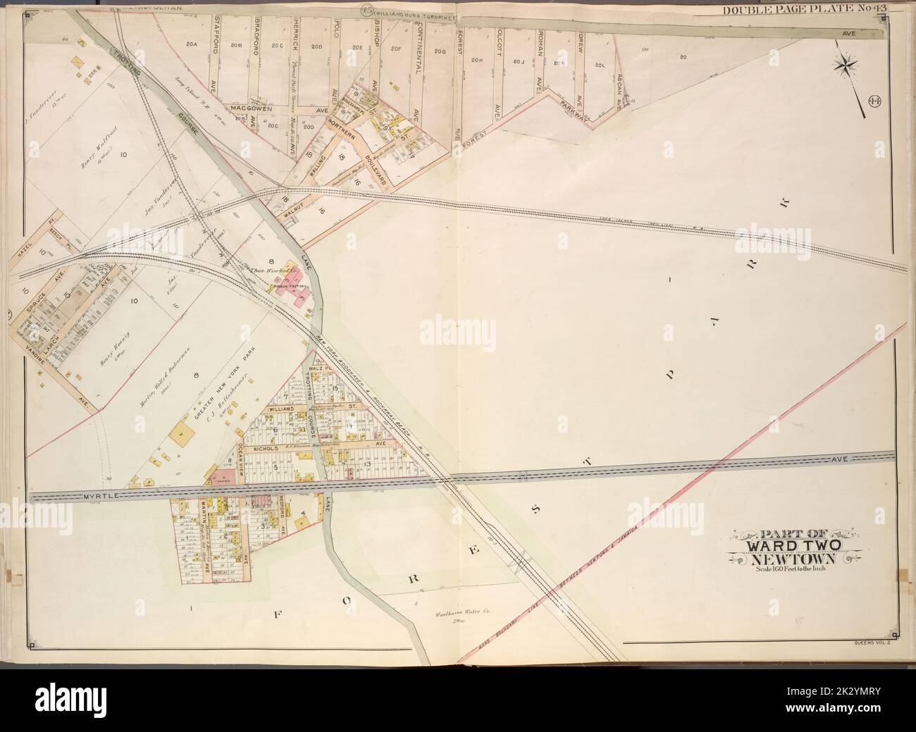 Cartografica, Mappe. 1908 - 1912. Lionel Pincus e la principessa Firyal Map Division Queens, Vol. 2, Double Page Plate No. 43; parte di Ward Two Newtown; Mappa delimitata da Metropolitan Ave. (Williams Burg Turnpike), Ward Boundary line tra Newtown e Giamaica, Myrtle Ave., trotting Course Lane, Ocean View Ave.; incluso Martin Ave., Vandine Ave., Spruce Ave., Faggio PL., Hazel Ave. Foto Stock